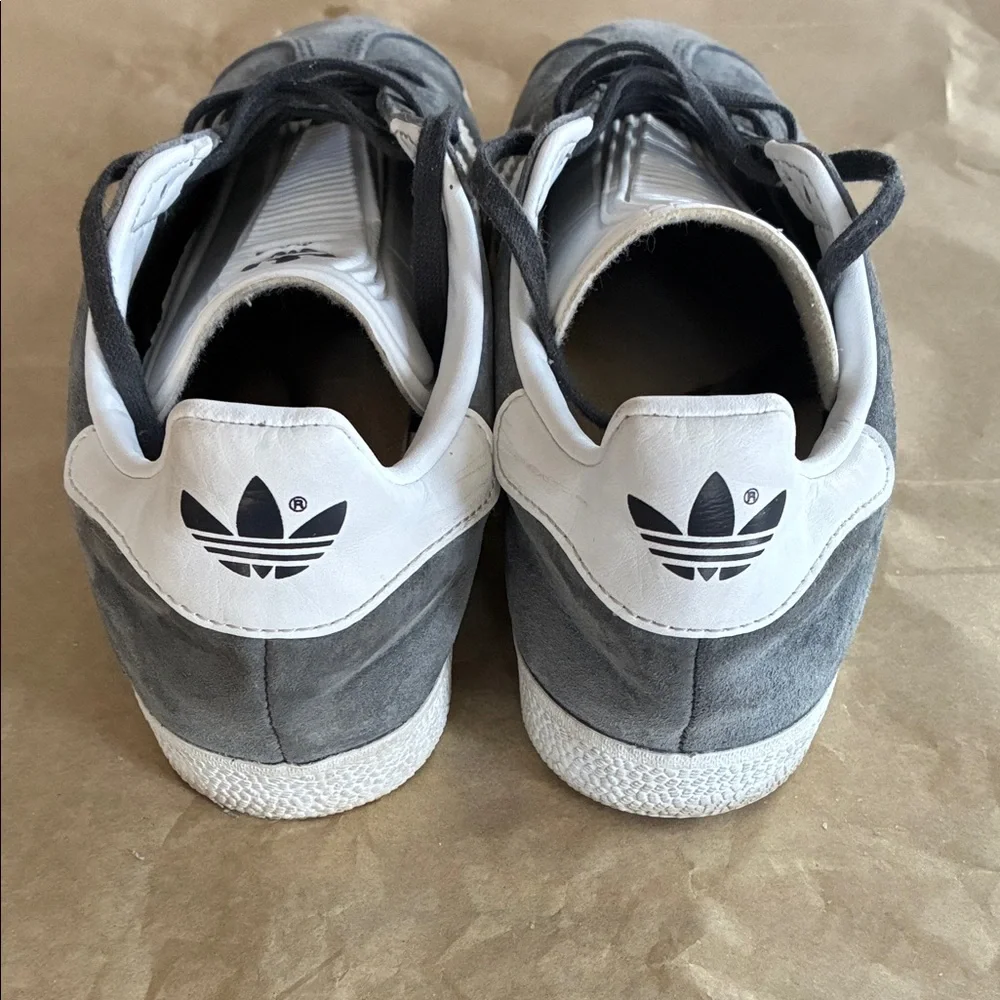 adidas classic timeless